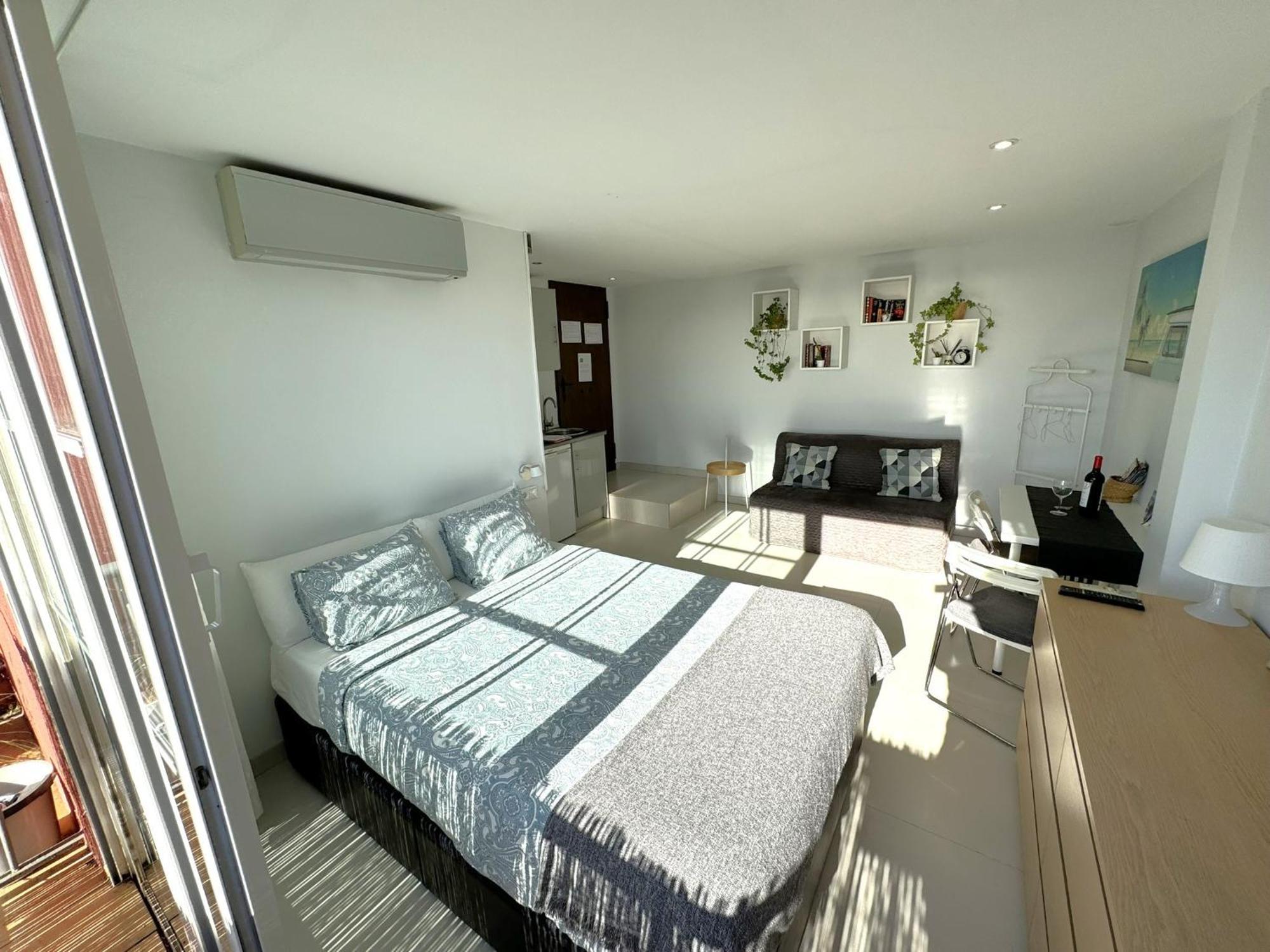 Peaceful Studio With Amazing Sea Views And Free Parking Benalmádena Exterior foto